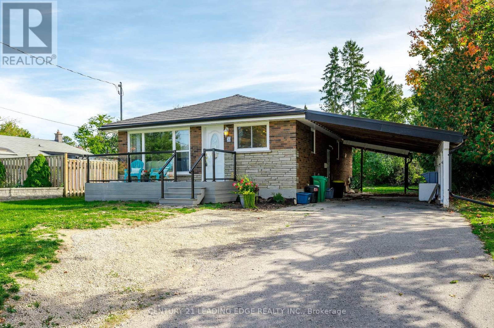UPPER - 18 DALEVIEW AVENUE, peterborough (monaghan ward 2), Ontario