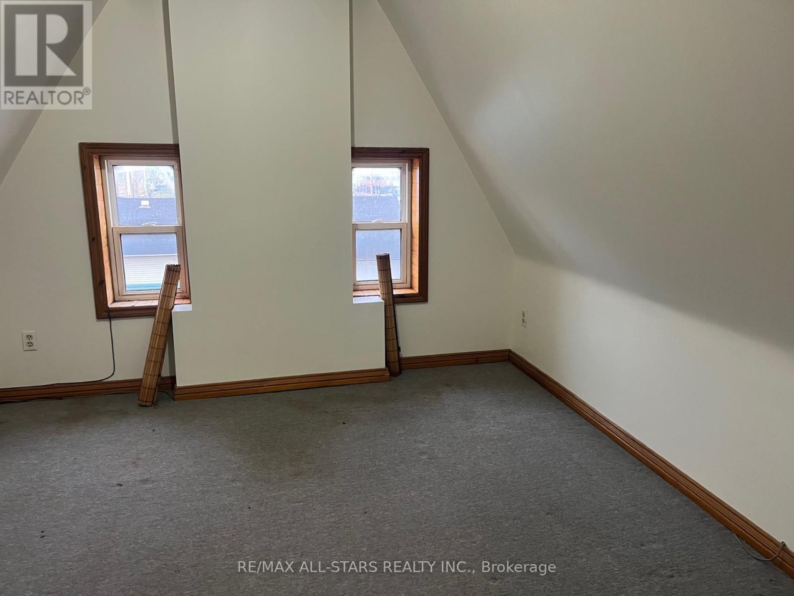 4 - 228 KENT STREET W, kawartha lakes (lindsay), Ontario