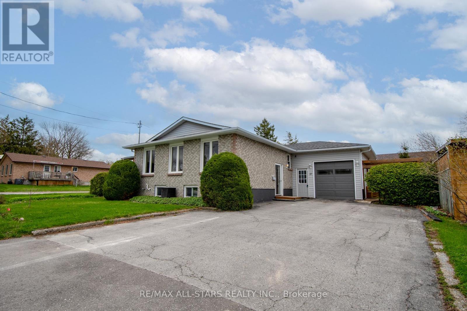 27 HILLSIDE DRIVE, kawartha lakes (lindsay), Ontario