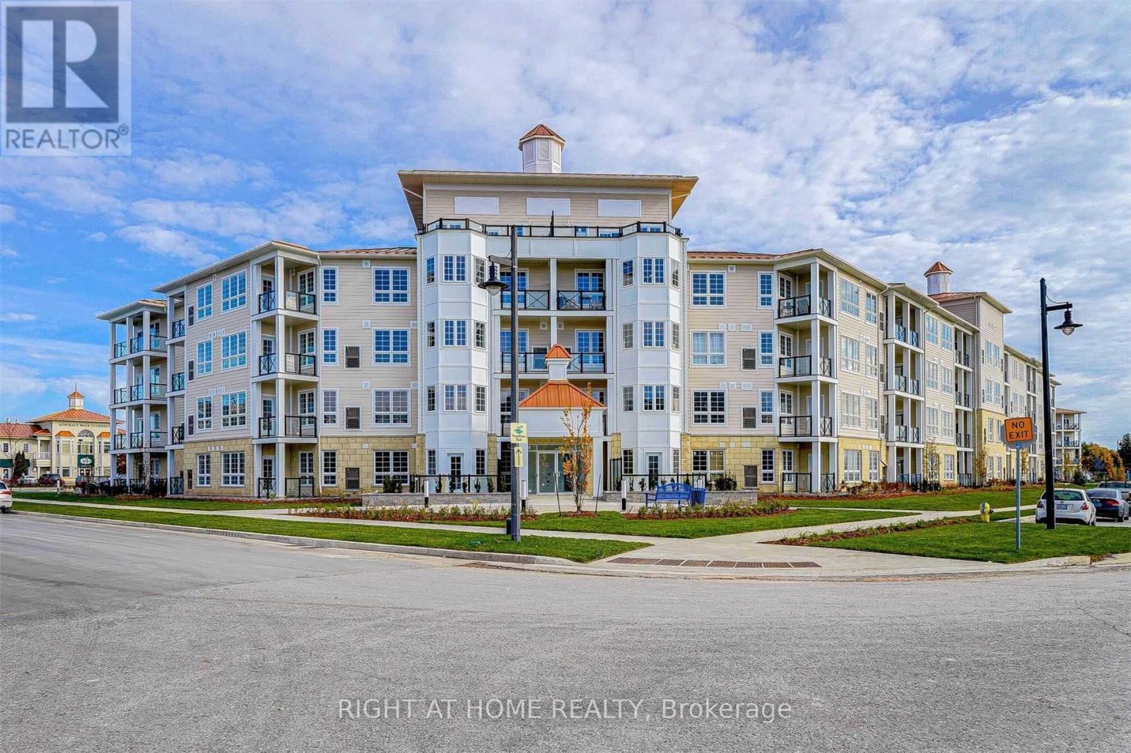 109 - 50 LAKEBREEZE DRIVE, clarington (newcastle), Ontario