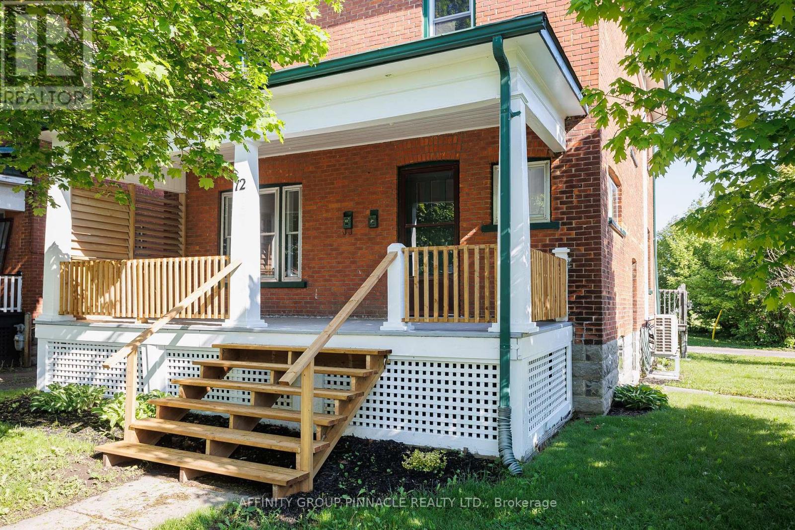 72 MELBOURNE STREET W, kawartha lakes (lindsay), Ontario