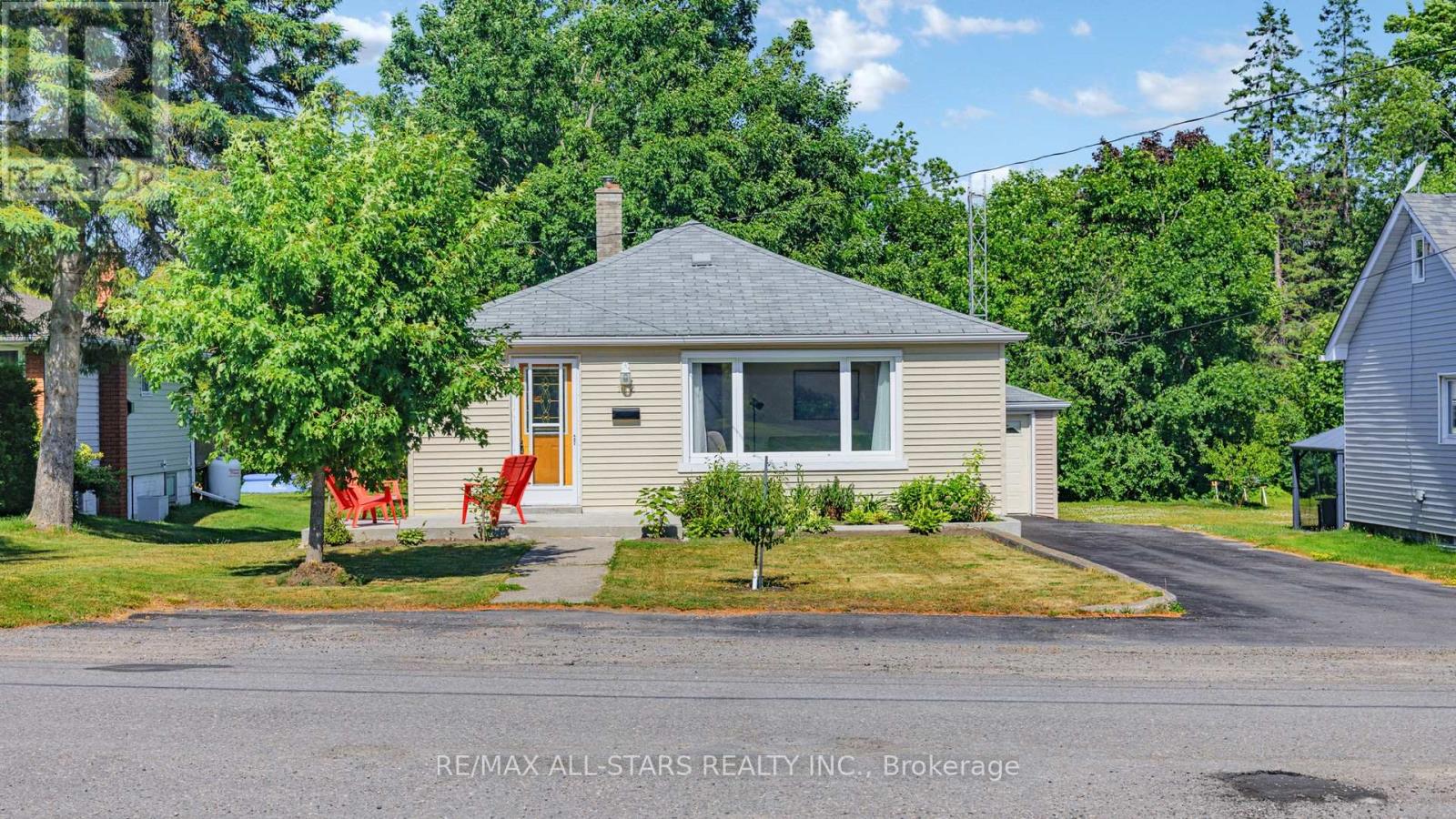 162 QUEEN STREET, kawartha lakes (fenelon falls), Ontario