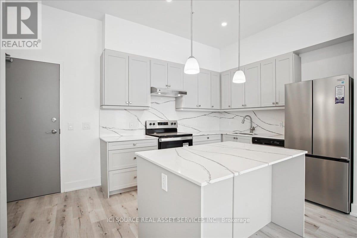 PH2 - 19B WEST STREET N, kawartha lakes (fenelon falls), Ontario