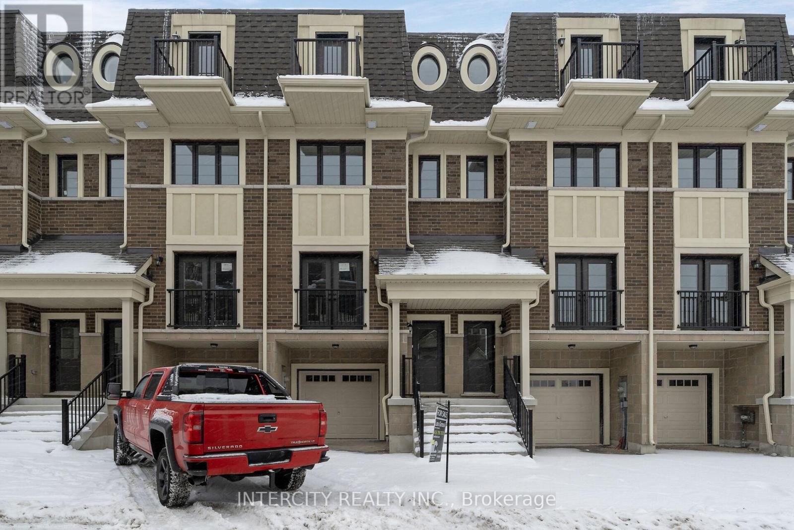 UNIT 5 - 19 MARRET LANE, clarington (newcastle), Ontario