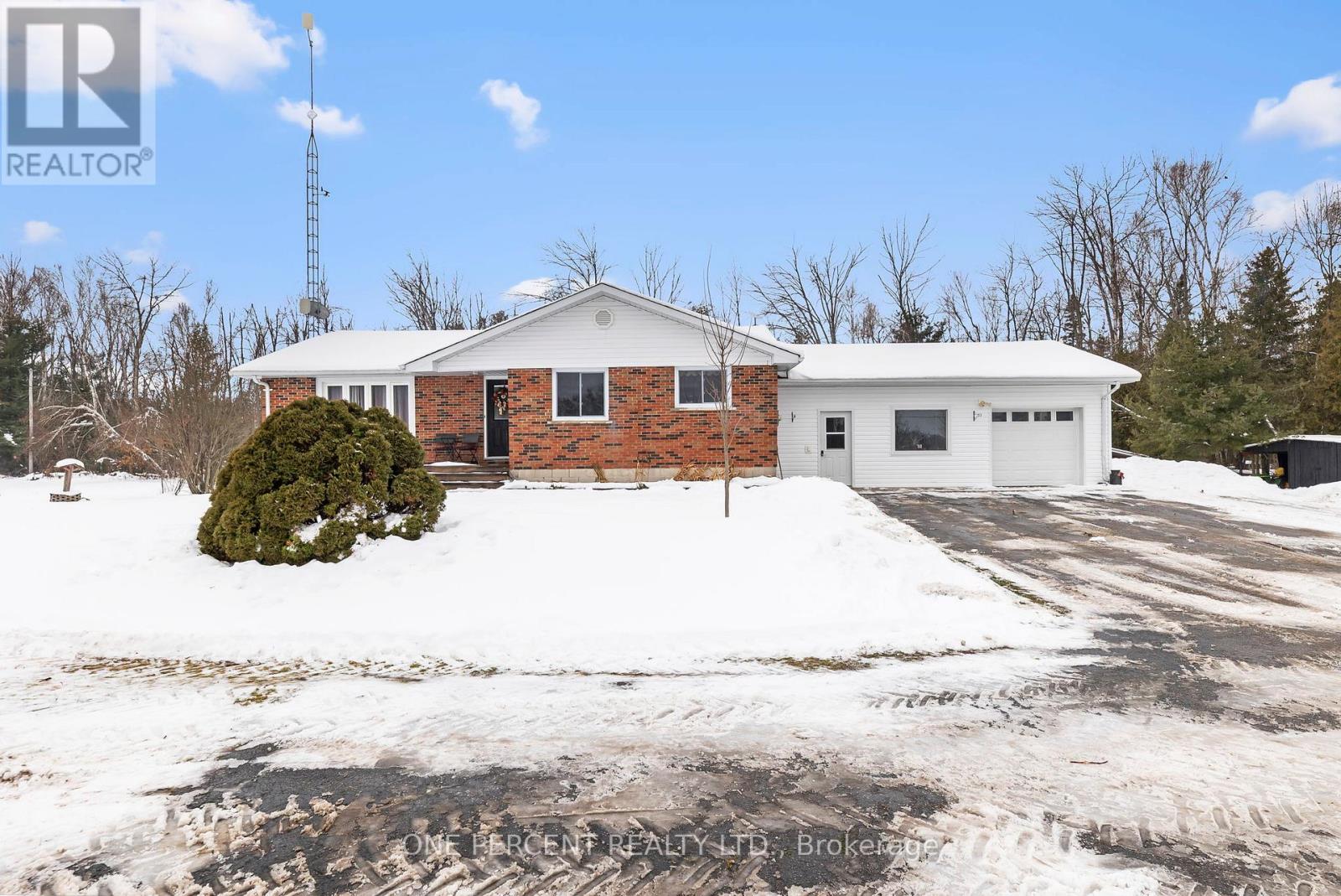 6077 HWY 35, kawartha lakes (fenelon falls), Ontario