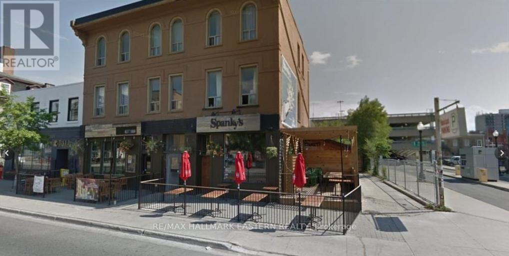 197 HUNTER STREET W, peterborough (town ward 3), Ontario