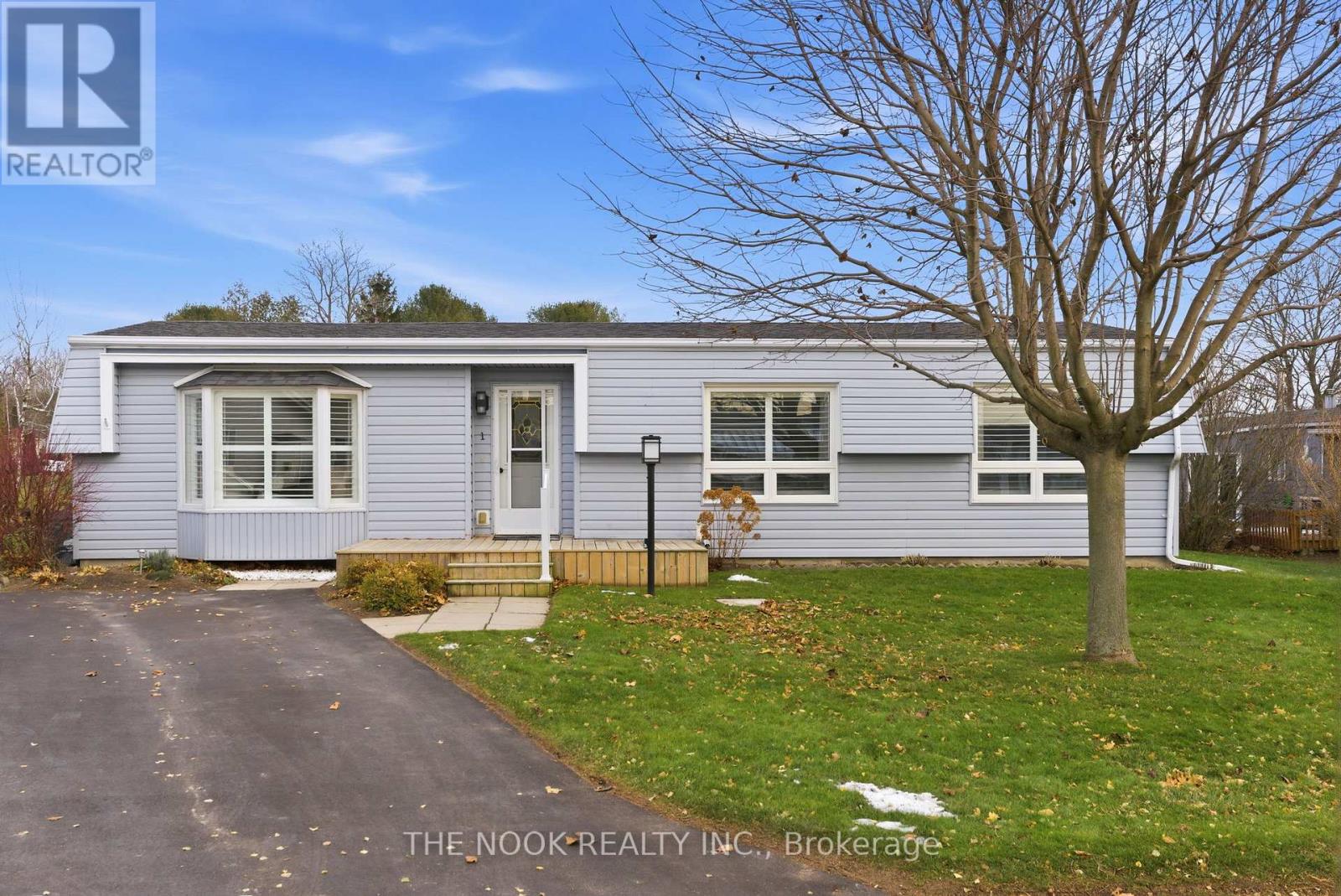 1 STEELHEAD LANE, clarington (newcastle), Ontario