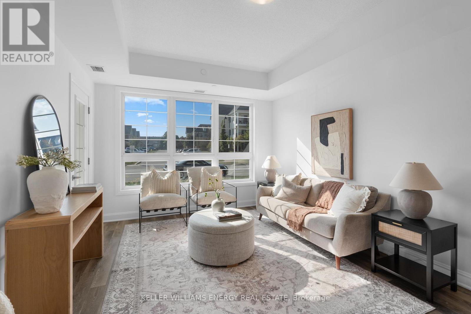 106 - 50 LAKEBREEZE DRIVE, clarington (newcastle), Ontario