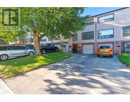 66 PARK LANE CIRCLE, clarington (bowmanville), Ontario
