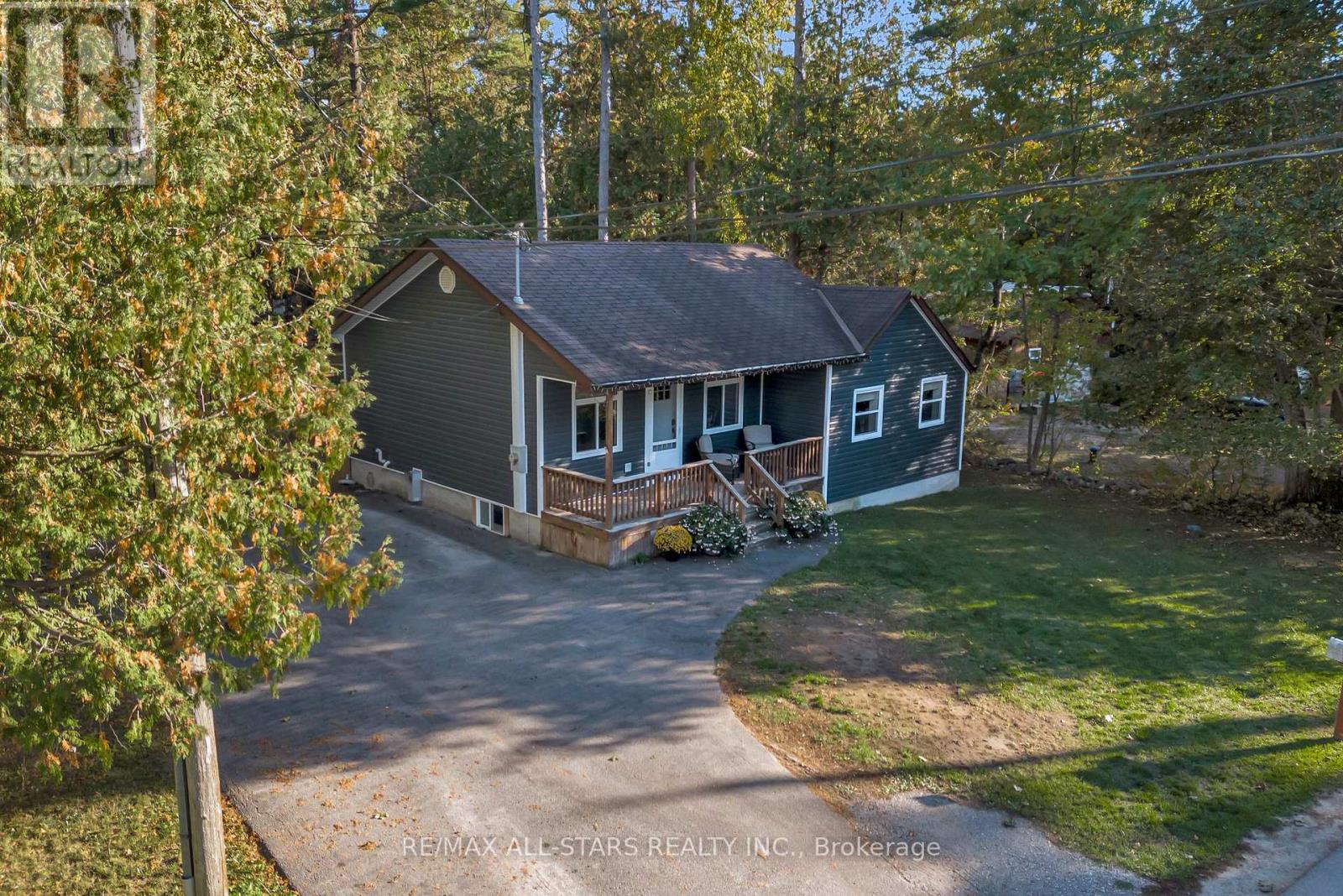16 PARKHILL DRIVE, kawartha lakes (fenelon falls), Ontario