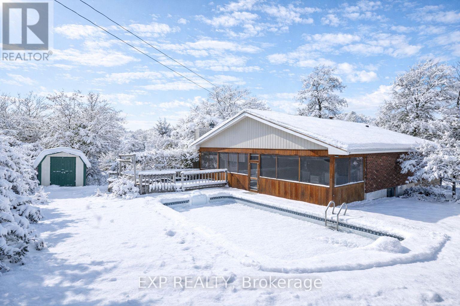 121 QUEEN STREET, kawartha lakes (fenelon falls), Ontario