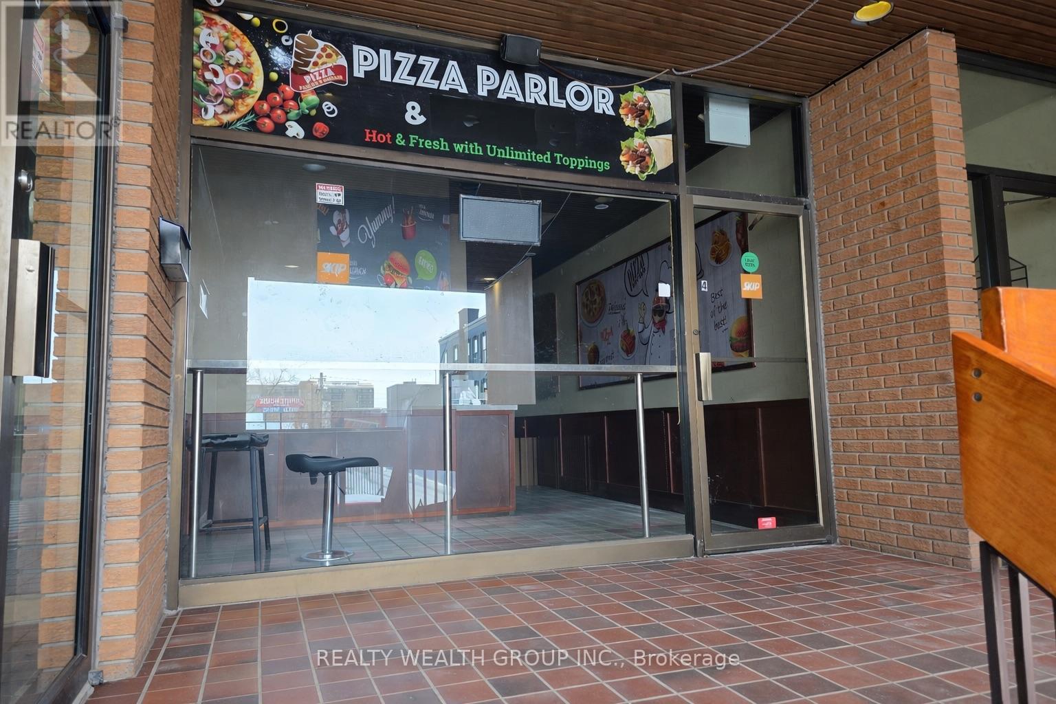 104 - 304 GEORGE STREET N, peterborough (town ward 3), Ontario