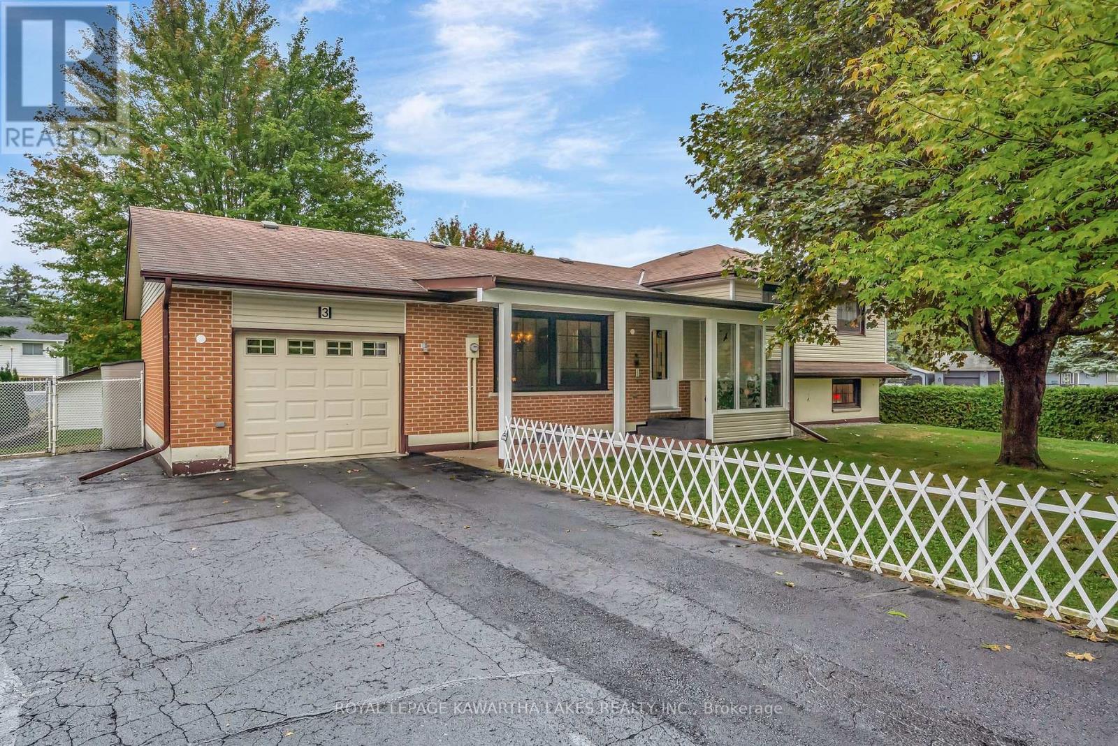 3 PINEWOOD CRESCENT, kawartha lakes (pontypool), Ontario