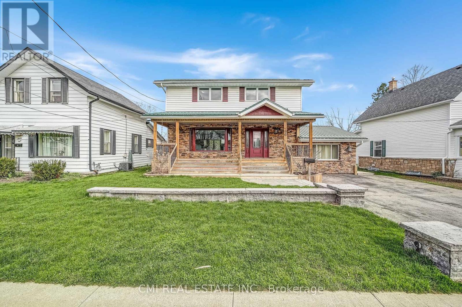 96 ELGIN STREET, kawartha lakes (lindsay), Ontario