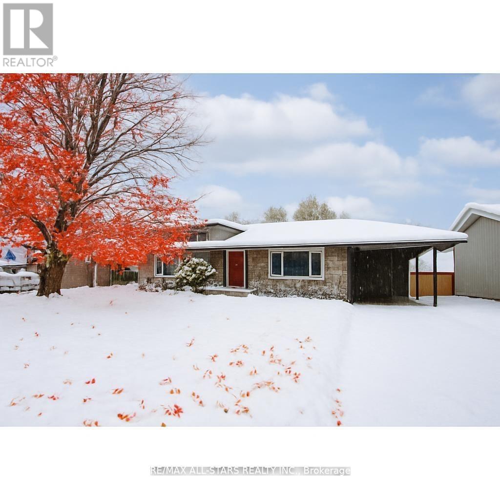 112 ADELAIDE STREET N, kawartha lakes (lindsay), Ontario