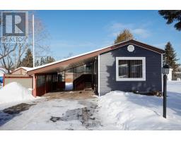 11 HOMEWOOD AVENUE, kawartha lakes (lindsay), Ontario