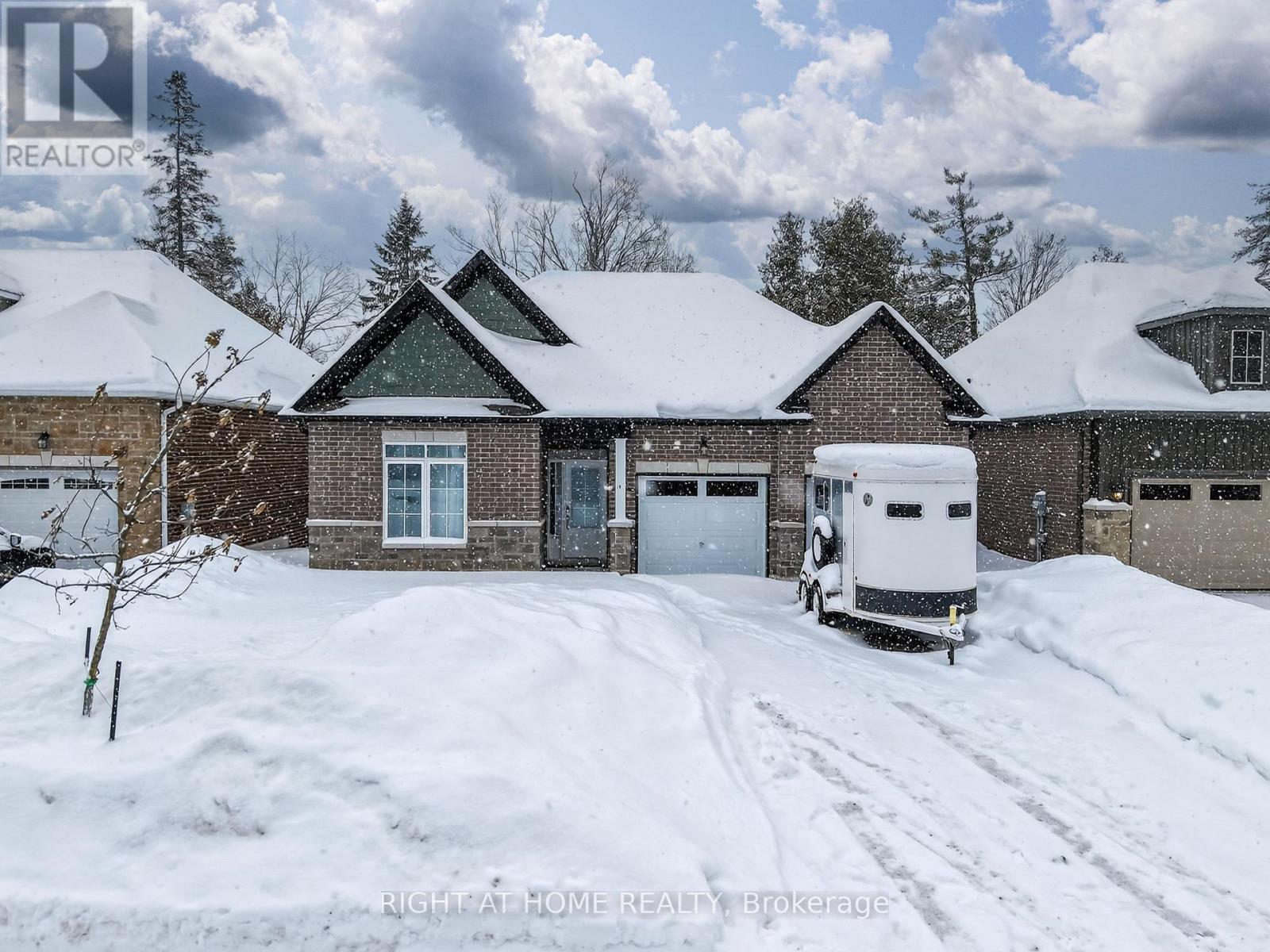 19 HILLCROFT WAY, kawartha lakes (bobcaygeon), Ontario