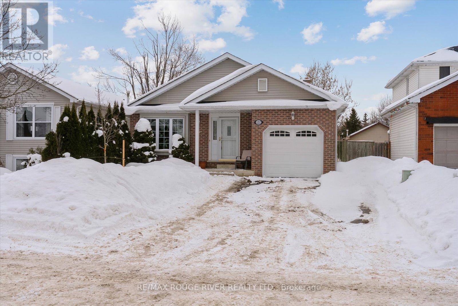 1212 HUNTINGTON CIRCLE, peterborough (otonabee ward 1), Ontario