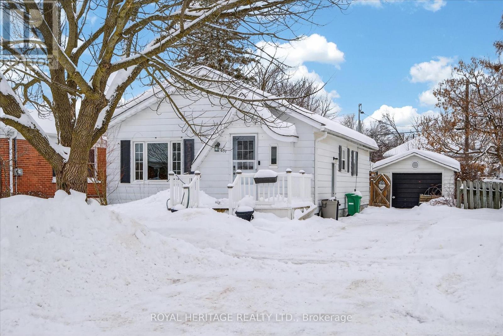651 MONTROSE STREET, peterborough (otonabee ward 1), Ontario