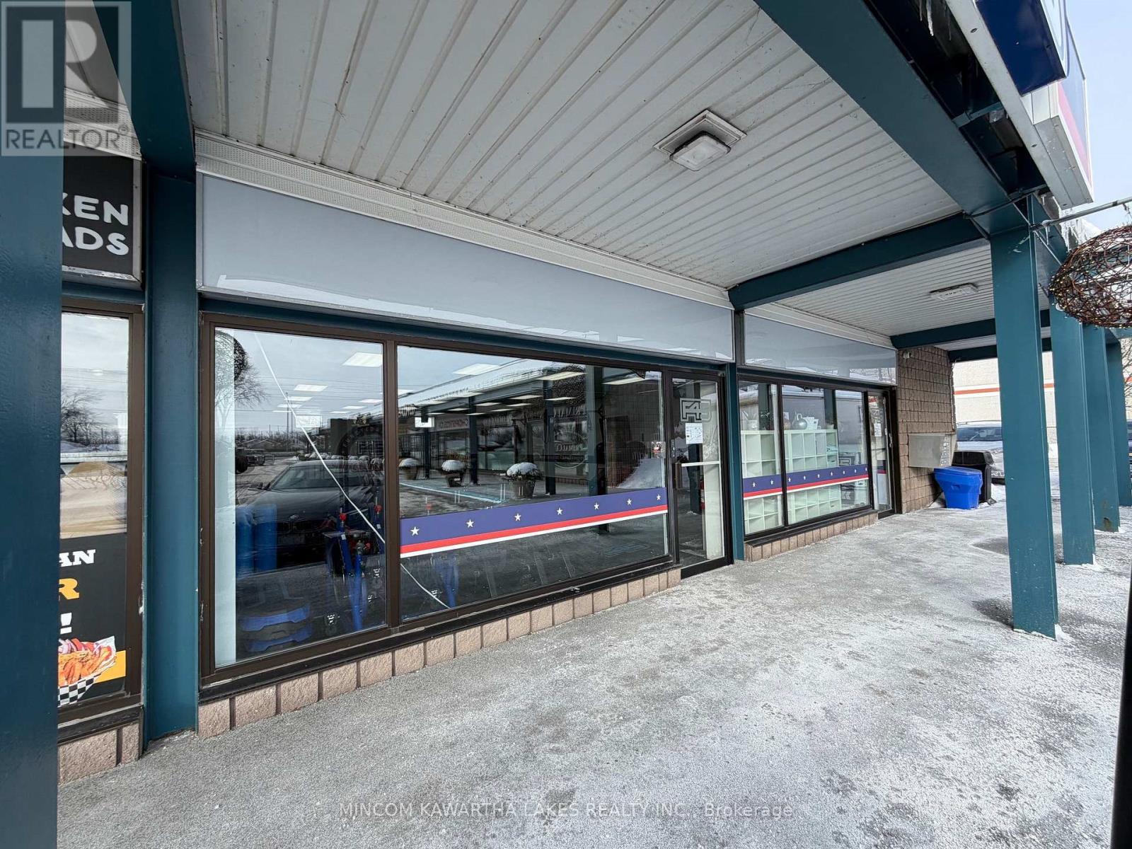 11 & 12 - 550 LANSDOWNE STREET W, peterborough (town ward 3), Ontario