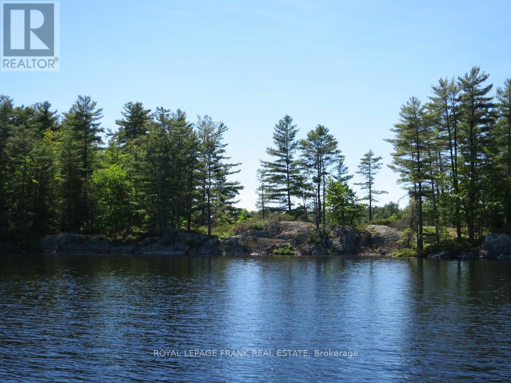 0 HORSESHOE ISLAND, north kawartha, Ontario