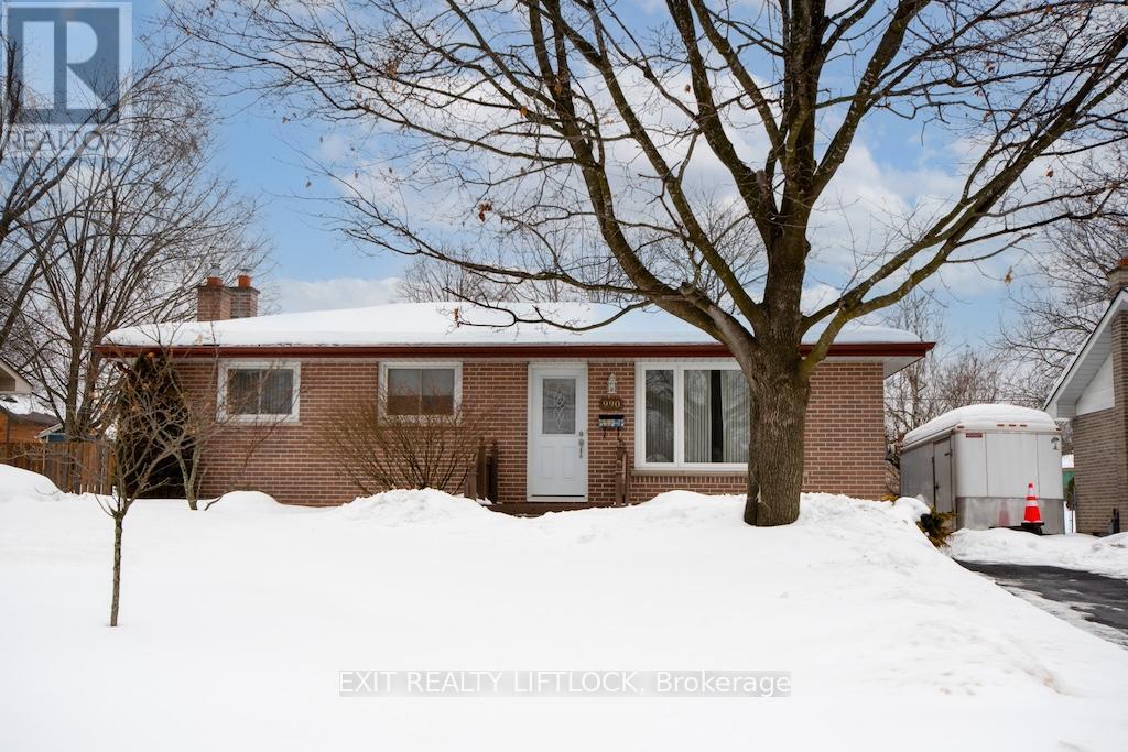 990 ST PAUL'S STREET, peterborough (northcrest ward 5), Ontario