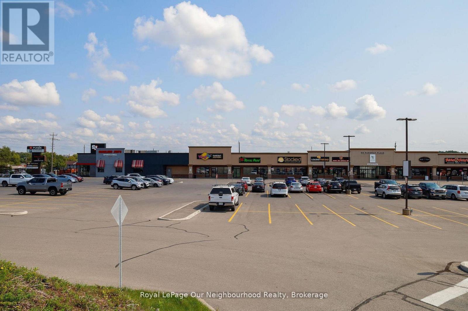 232-233 - 1135 LANSDOWNE STREET W, peterborough (otonabee ward 1), Ontario