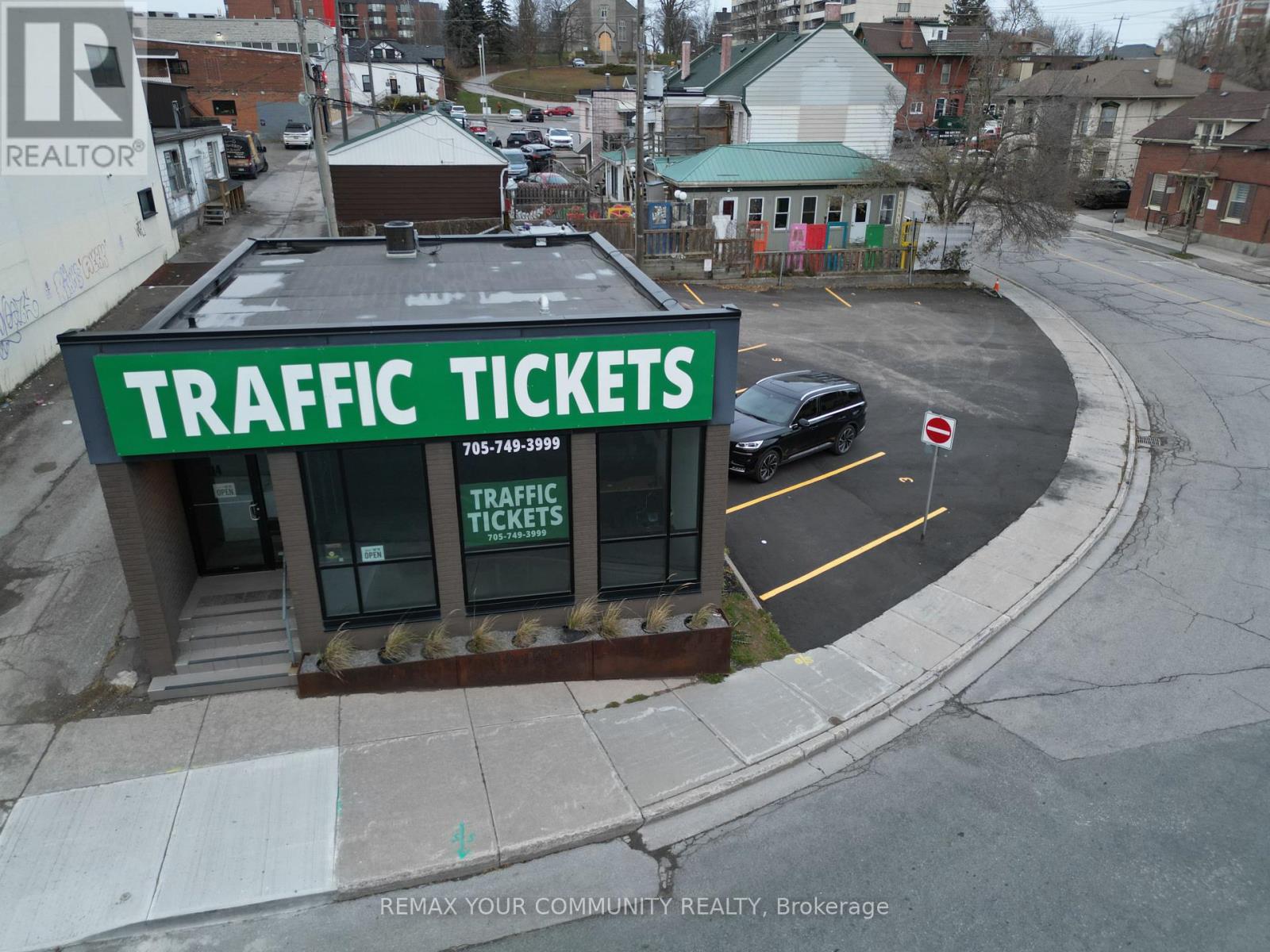 LOWER - 114 SIMCOE STREET, peterborough (town ward 3), Ontario