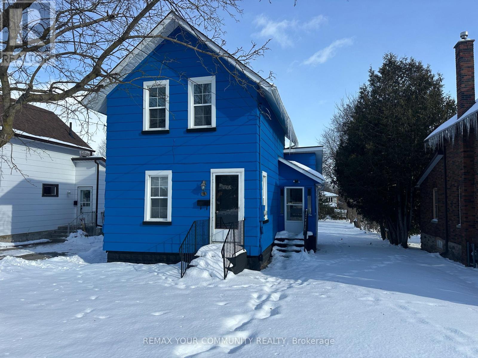 74 ADELAIDE STREET S, kawartha lakes (lindsay), Ontario