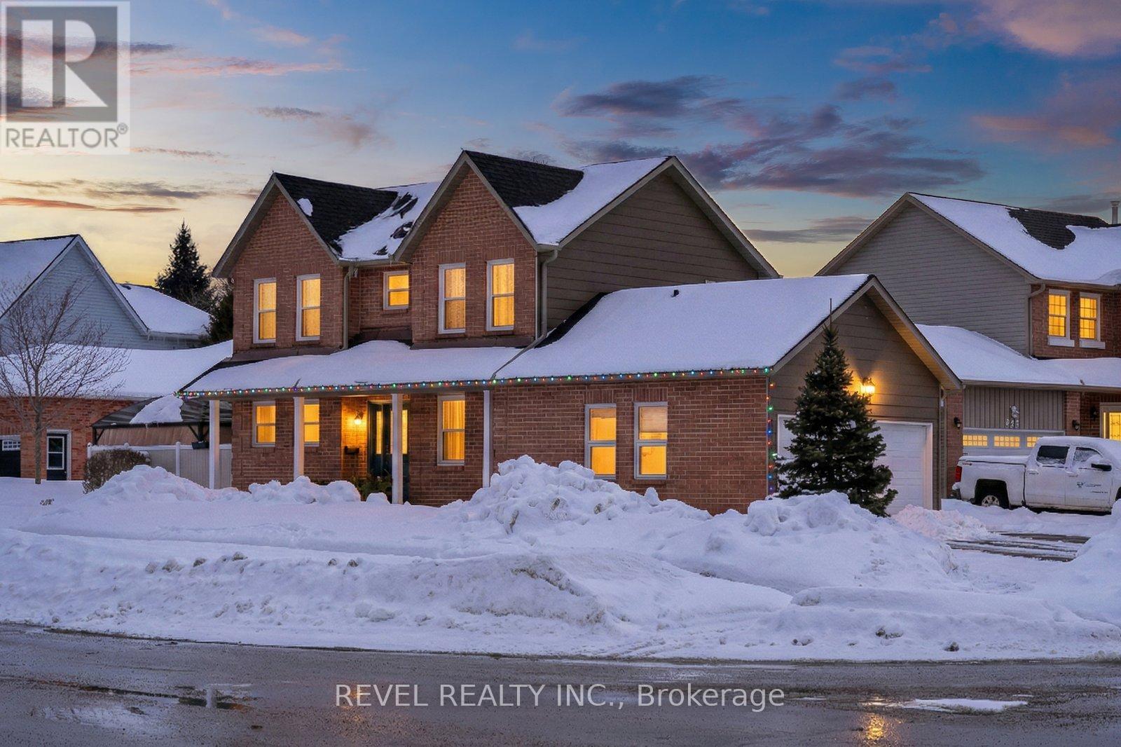 284 VICTORIA AVENUE N, kawartha lakes (lindsay), Ontario