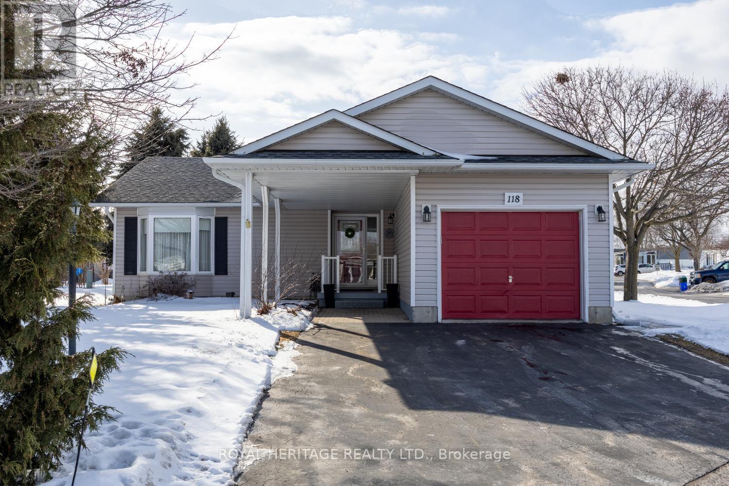 118 BLUFFS ROAD, clarington (newcastle), Ontario