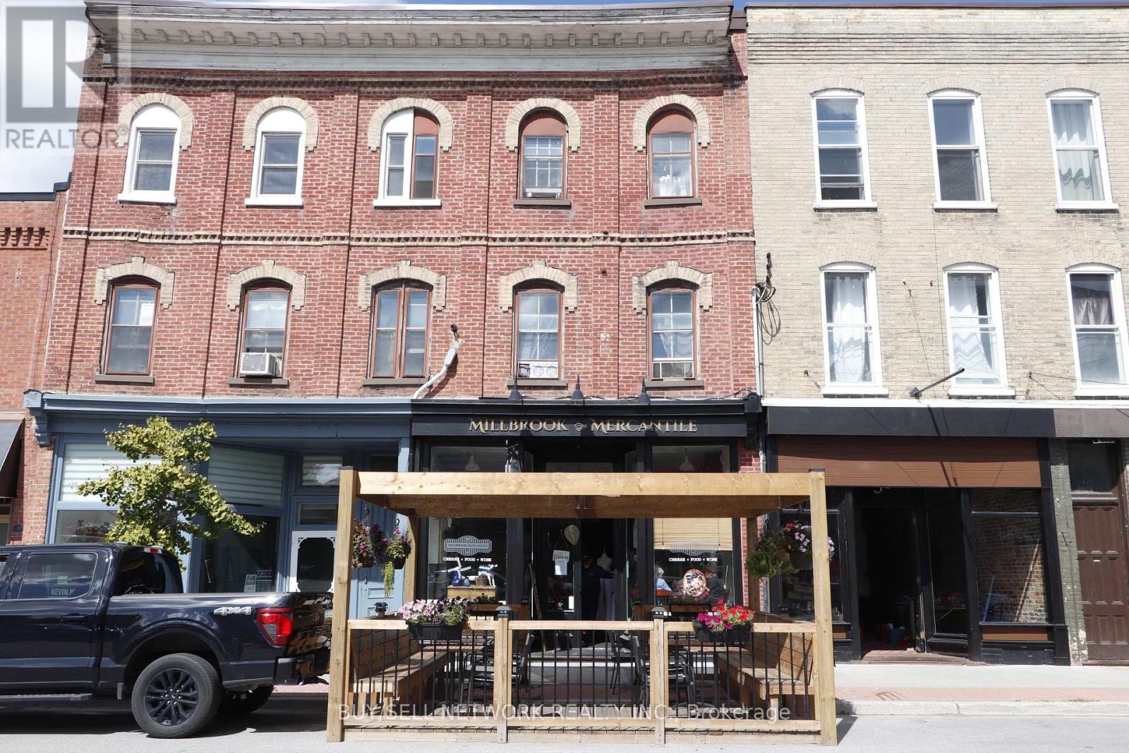 28 KING STREET E, cavan monaghan (millbrook village), Ontario