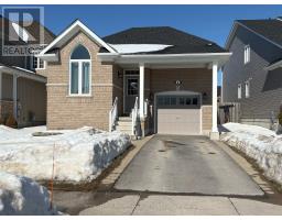 4 MAGUIRE STREET, kawartha lakes (lindsay), Ontario