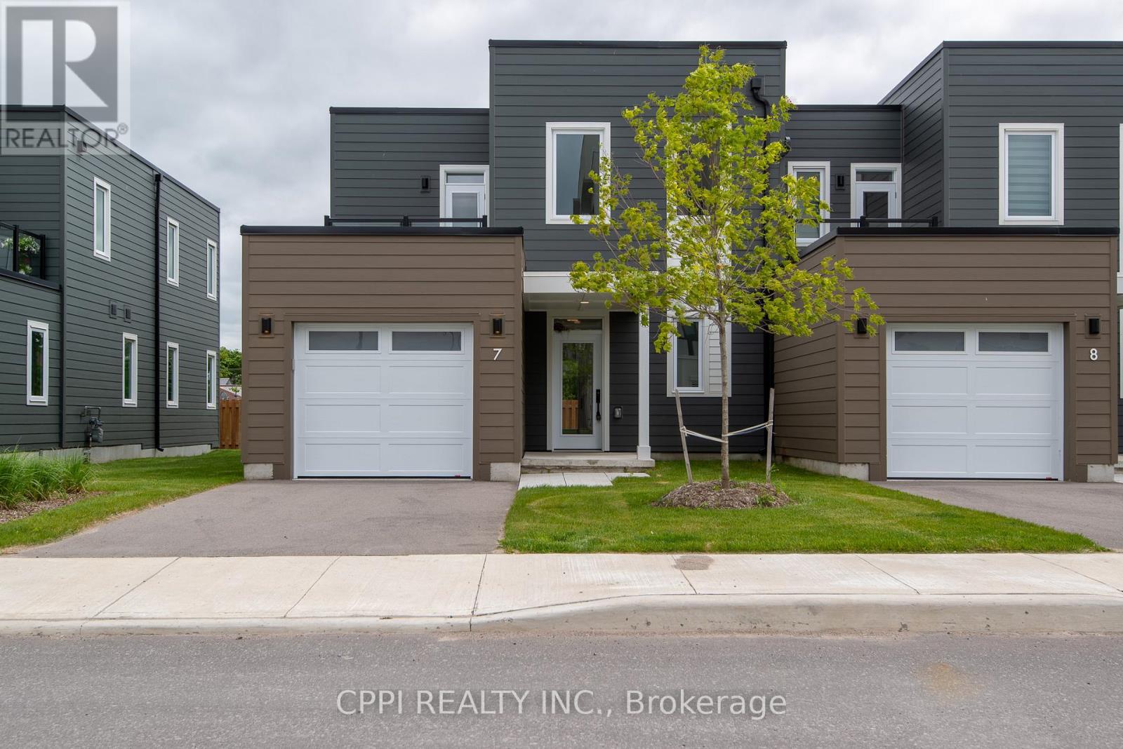 7 - 19 WEST STREET N, kawartha lakes (fenelon falls), Ontario