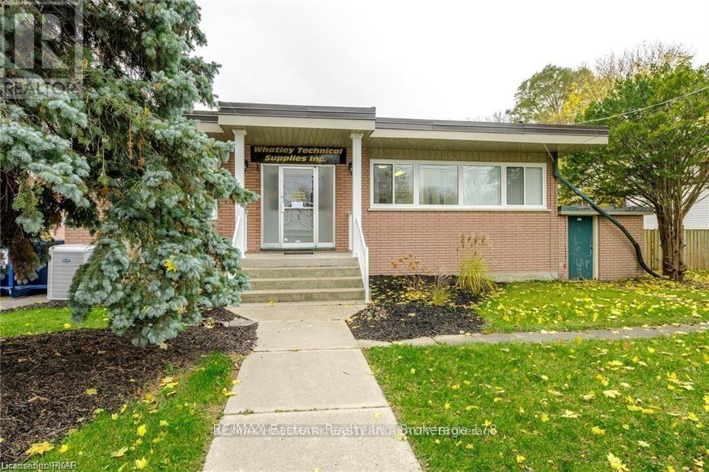 71 PRINCESS STREET, peterborough (town ward 3), Ontario