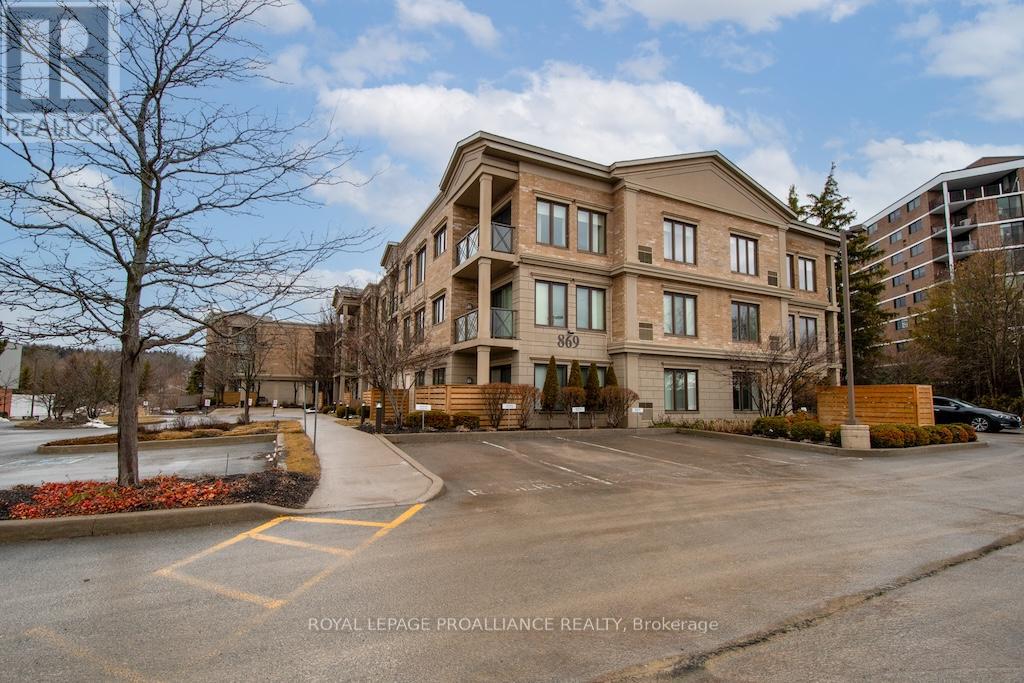 212 - 869 CLONSILLA AVENUE, peterborough (otonabee ward 1), Ontario