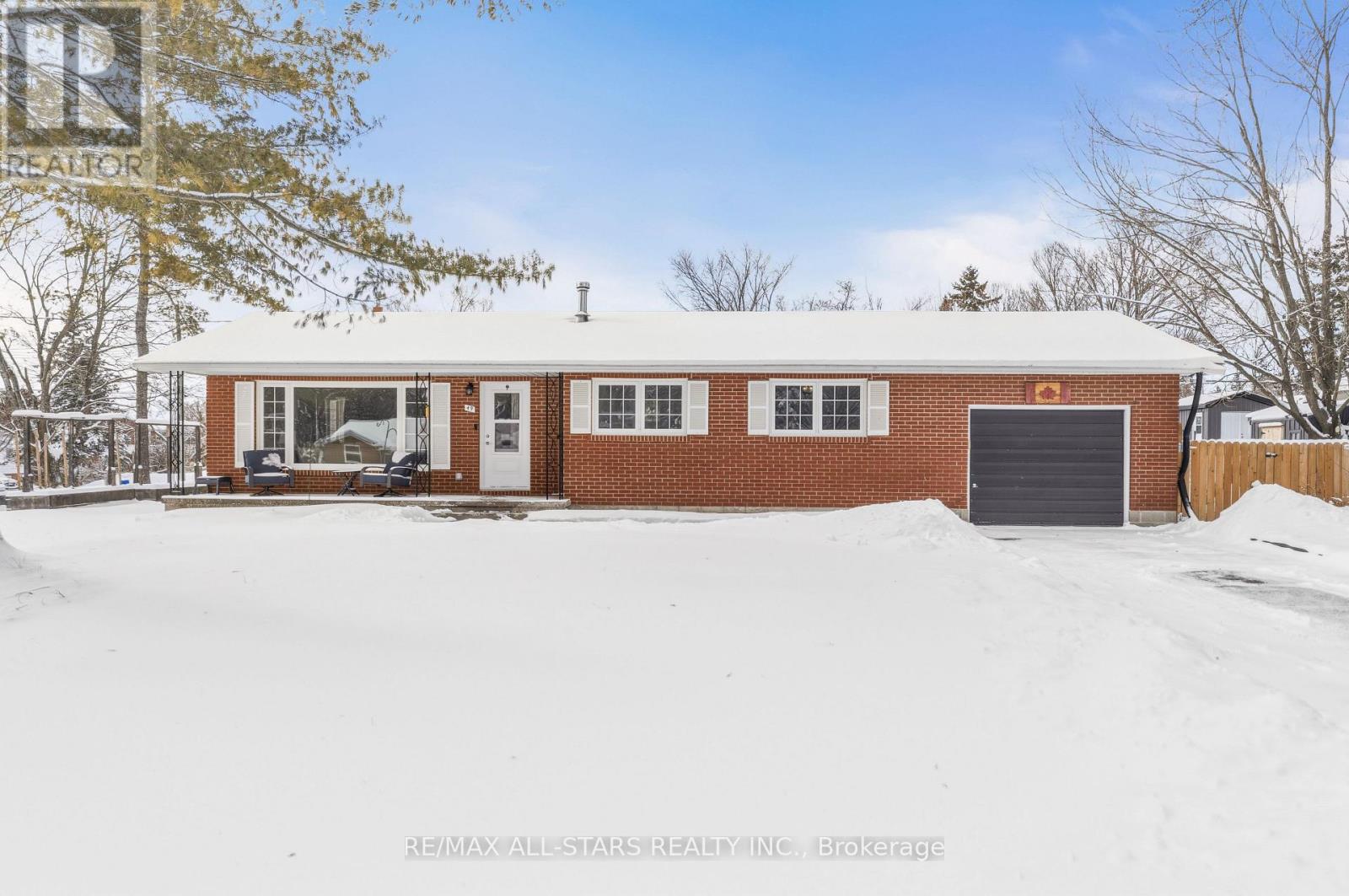 49 KENNEDY DRIVE, kawartha lakes (fenelon falls), Ontario