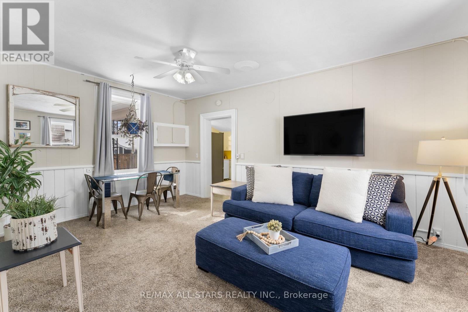 33 JOHN STREET, kawartha lakes (fenelon falls), Ontario