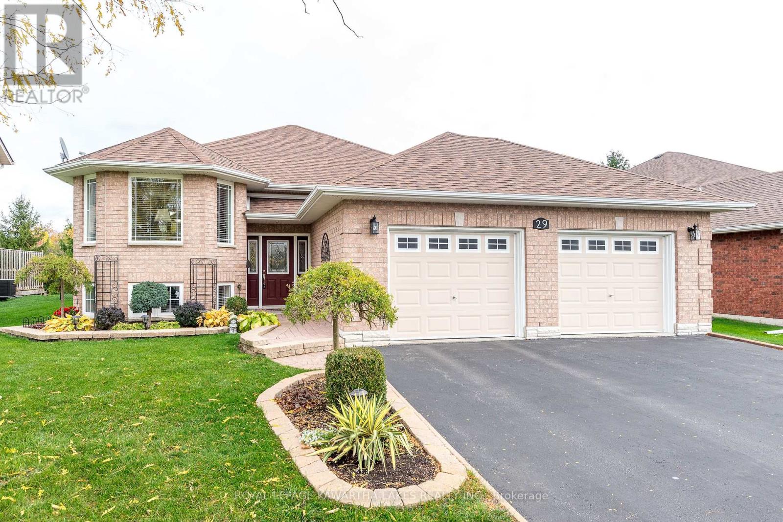 29 MIDLAND DRIVE, kawartha lakes (lindsay), Ontario