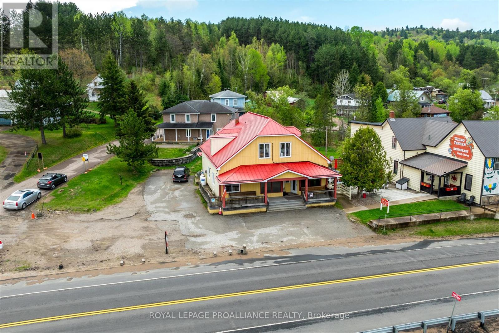 14 BURCHAT STREET, madawaska valley, Ontario