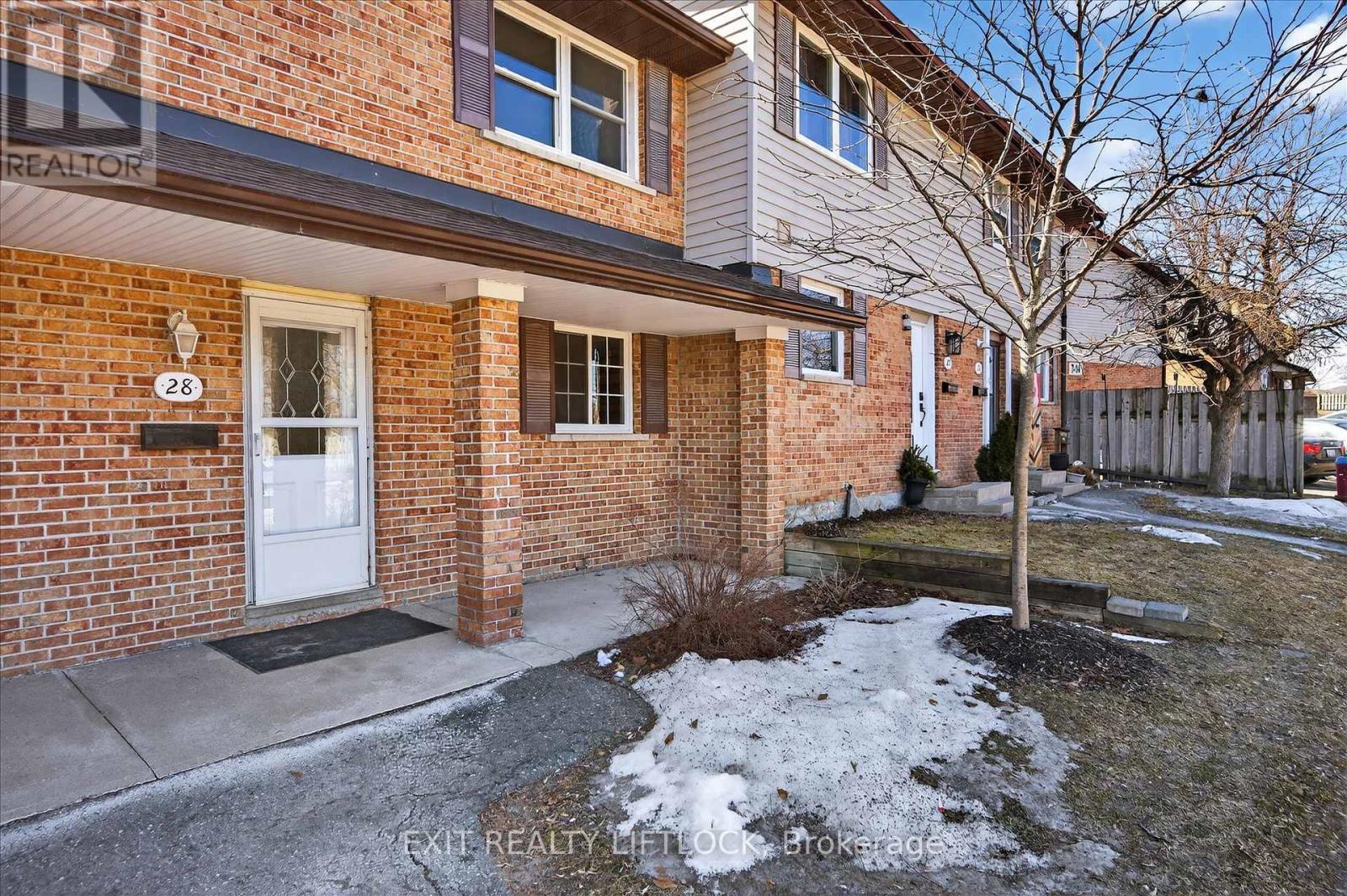 28 - 996 SYDENHAM ROAD, peterborough (ashburnham ward 4), Ontario