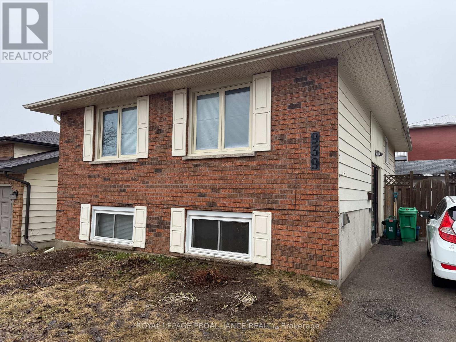 MAIN FLOOR - 939 DAINARD DRIVE, peterborough (monaghan ward 2), Ontario