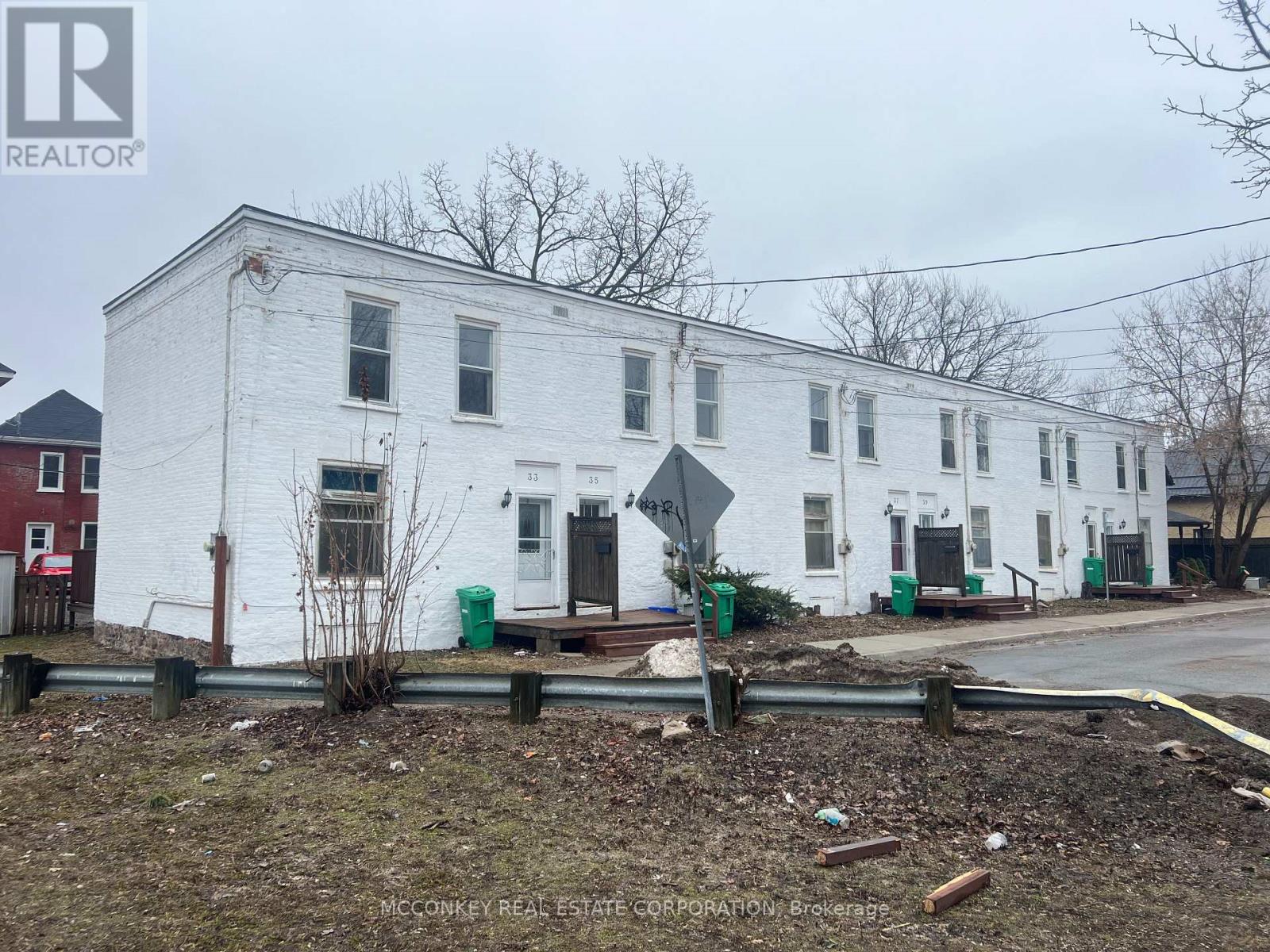 33-43 JACKSON AVENUE, peterborough (town ward 3), Ontario