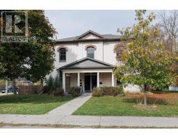 12 RUSSELL STREET E, kawartha lakes (lindsay), Ontario