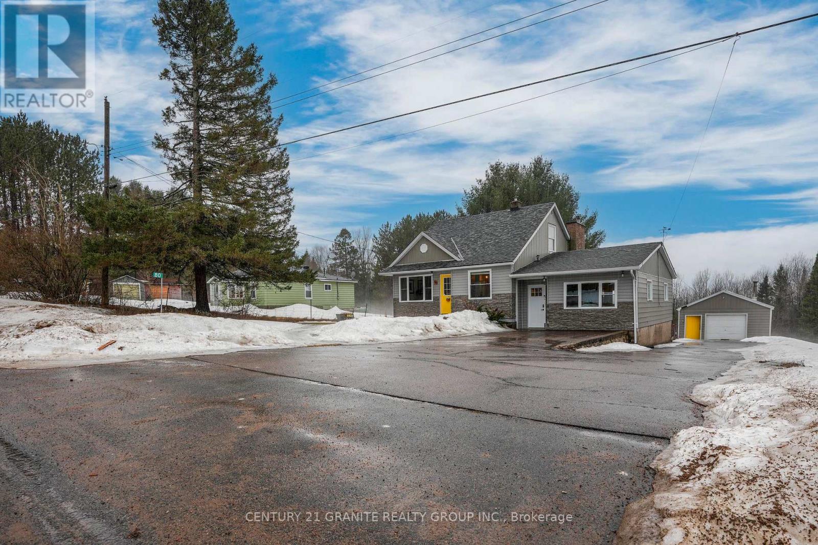 80 PARADISE ROAD, south algonquin, Ontario