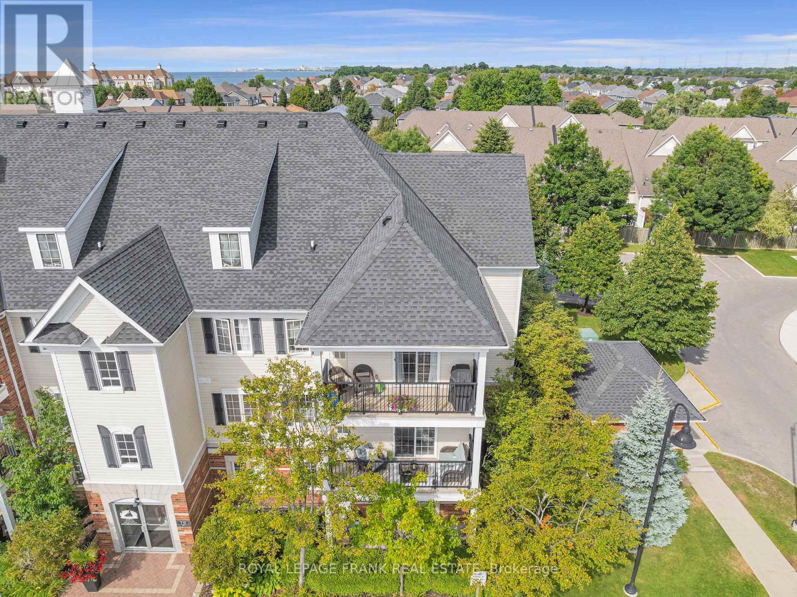 301 - 75 SHIPWAY AVENUE, clarington (newcastle), Ontario