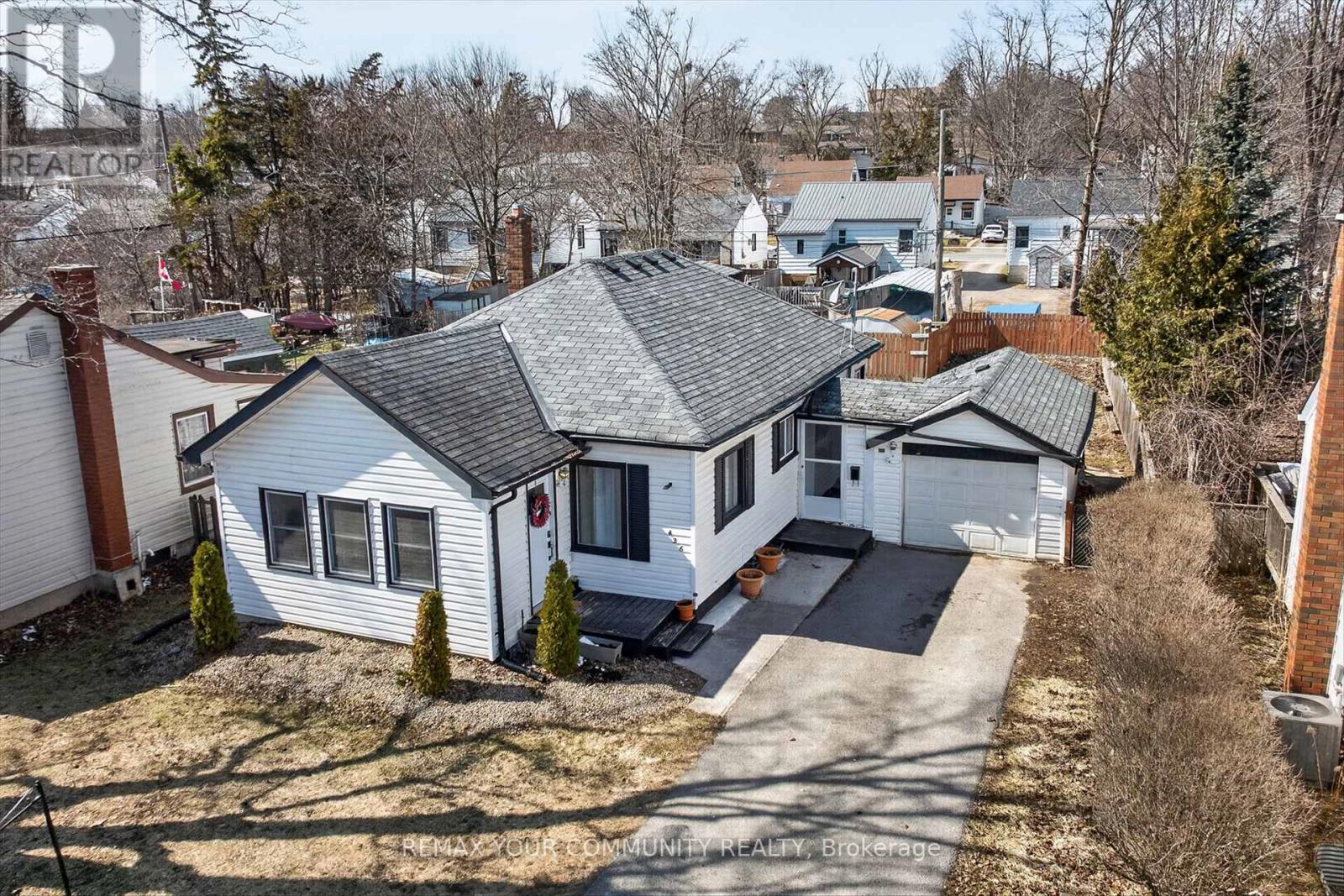 426 WOLSELY STREET, peterborough (northcrest ward 5), Ontario