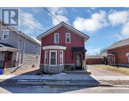 916 HIGHWAY 7, kawartha lakes (oakwood), Ontario