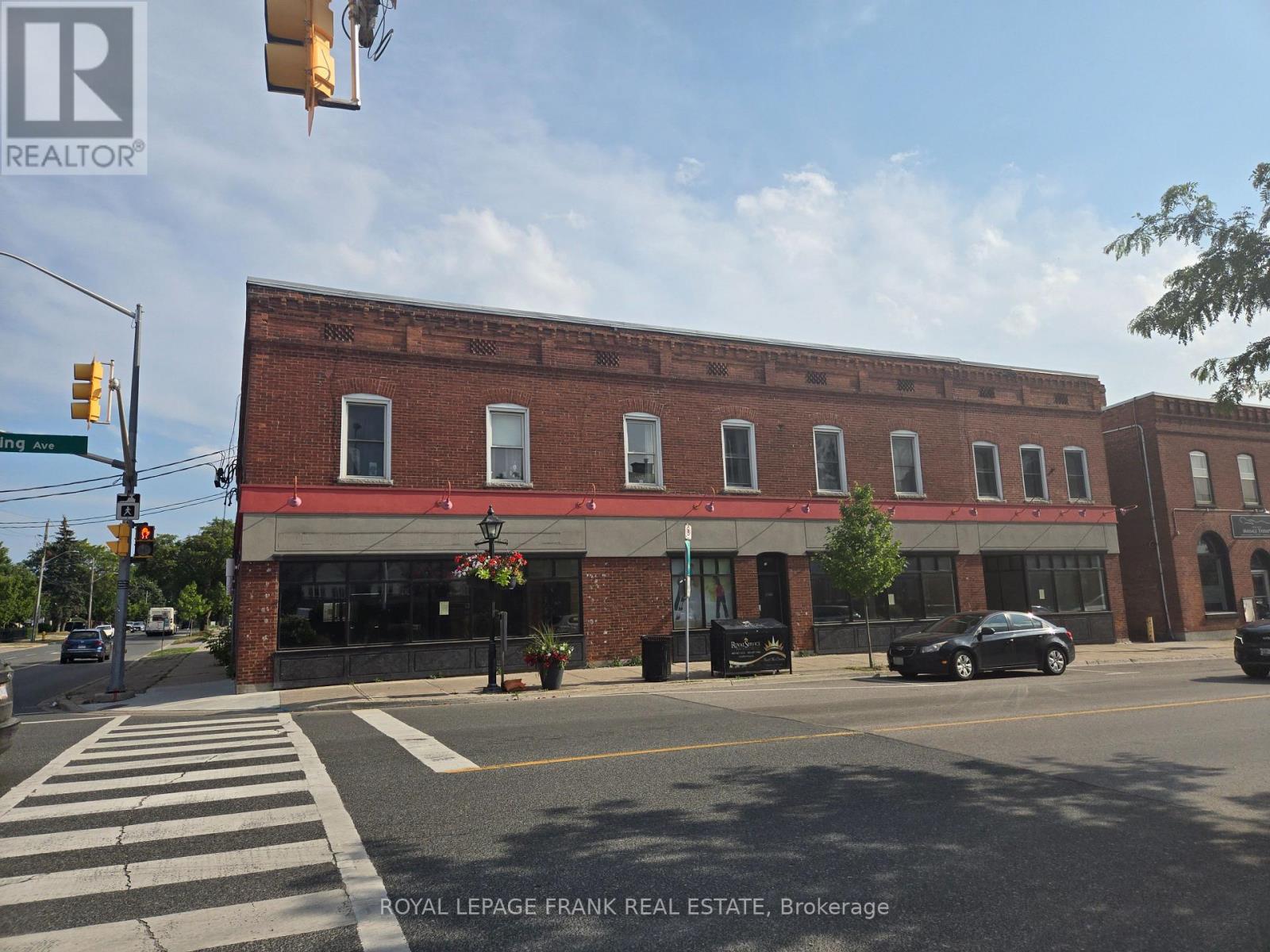 15 KING AVENUE W, clarington (newcastle), Ontario