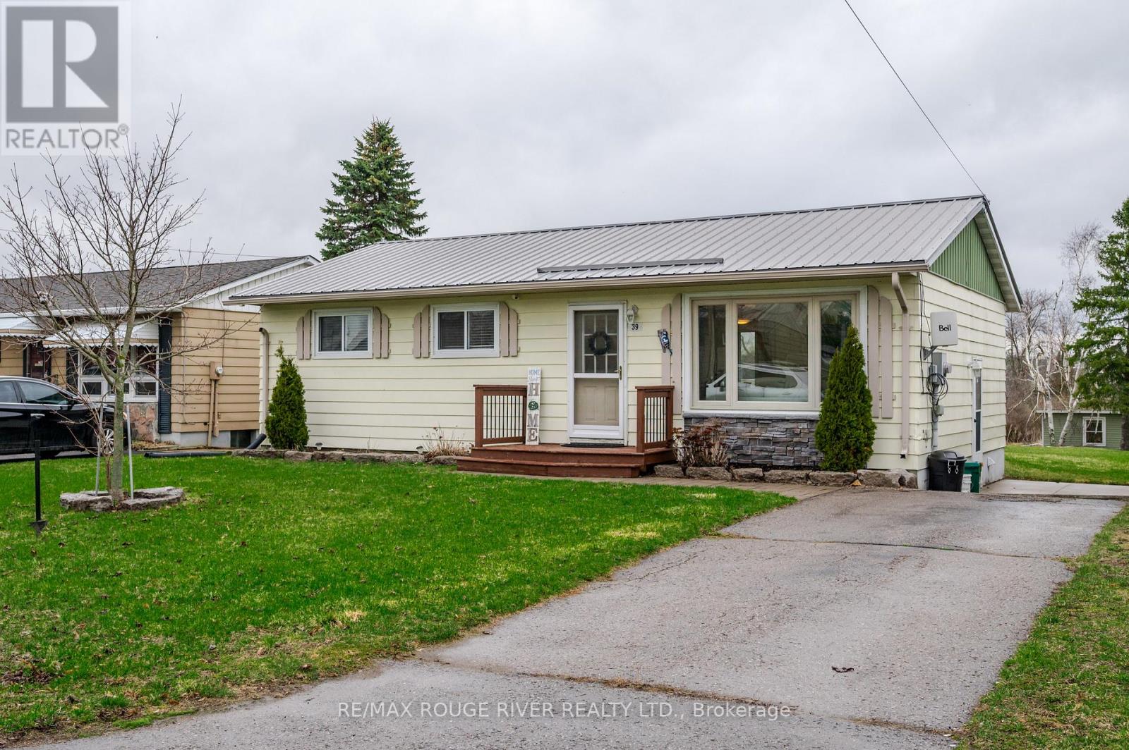 39 BAY ST STREET W, trent hills (hastings), Ontario